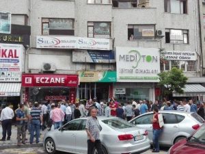 Amca-yeğen Arasındaki Tartışma Kanlı Bitti: 2 Ağır Yaralı