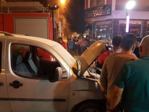 Seyir Halindeki Araç Alev Aldı