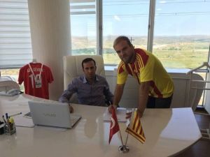 Yeni Malatyaspor’da Hakan Canbazoğlu İmzayı Attı