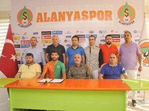 Alanyaspor, Benfica’dan Candeias’i Kiraladı