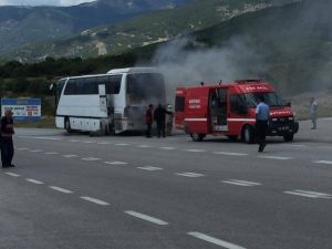 Çorum’da Seyir Halindeki Yolcu Otobüsü Alev Aldı