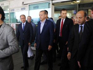 Cumhurbaşkanı Erdoğan, Atatürk Havalimanı’nda İncelemelerde Bulundu