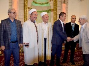 Başbakan Yardımcısı Nurettin Canikli, Giresun’da Bayram Namazını Kıldı