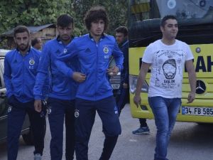 Fenerbahçeli Futbolcular Bayram Namazında