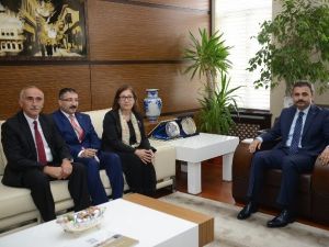 Başkan Külcü, Halkla Bayramlaştı