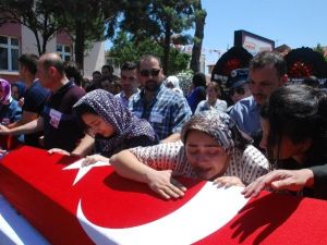 Gözyaşları Anne-kız İçin