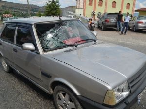 Otomobilin Çarptığı Emekli İmam Ağır Yaralandı