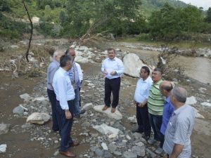 Başkan Anlayan Selden Zarar Gören Yerlerde İncelemelerde Bulundu