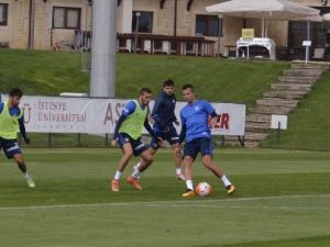 Fenerbahçe, Topuk Yaylası’nda Hazırlıklarını Sürdürüyor
