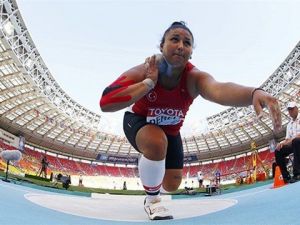 Milli Sporcu Emel Dereli, Kadınlar Gülle Atmada Bronz Madalya Kazandı