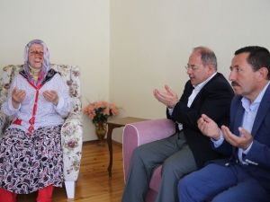 Sağlık Bakanı Akdağ, Sel Bölgesinde