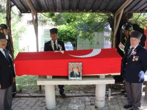 Kıbrıs Gazisi, Törenle Toprağa Verildi