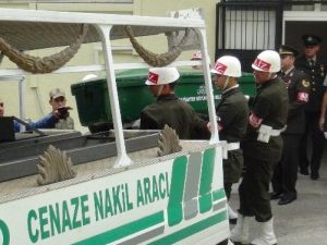 Uzman Çavuşun Vurduğu Astsubayın Cenazesi Adli Tıp Kurumundan Alındı
