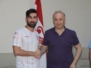 Boluspor, Furkan Şeker’i Renklerine Bağladı