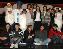 Beyaz Dişler Ülkesi Çocuklar İçin Sahnelendi