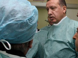 Başbakan Erdoğan Kanser mi?