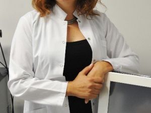 Dr. Eren: "İdeal Dudak Şekli, Yüze En Uygun Olanıdır"