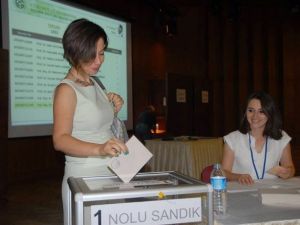 Çukurova Üniversitesi Rektörlük Seçimlerinde Prof. Dr. Mustafa Kibar Rakiplerine Fark Attı