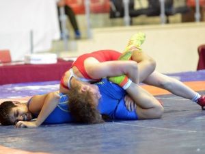 Güreşte Türk Sporcuların Başarısı