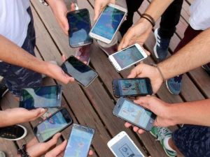 Pokemon Go Tutkusu Şarkı Yazdırdı