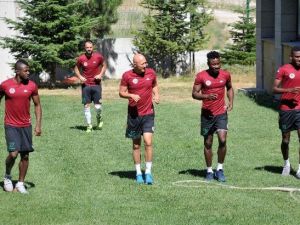 Alanyaspor Davraz’da Güç Depoluyor