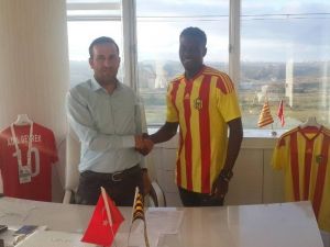 Yeni Malatyaspor Perreira’ya İmza Attırdı