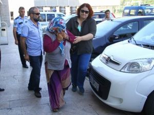 Anne Ve Dayı, Fuhuş Yaptırmaktan Tutuklandı