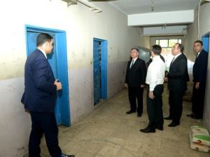 Bakan Yılmaz, Sur’daki Okulları İnceledi