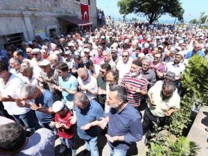 Ordu’da Darbe Şehitleri İçin Gıyabi Cenaze Namazı