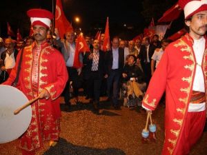 Bayburt Valisi İsmail Ustaoğlu Demokrasi Yürüyüşüne Katıldı