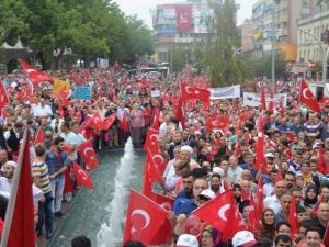 Trabzon’da “Milli İradeye Ve Demokrasiye Sahip Çık Yürüyüşü"