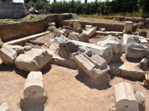 Antik Tiyatro Gün Yüzüne Çıkıyor