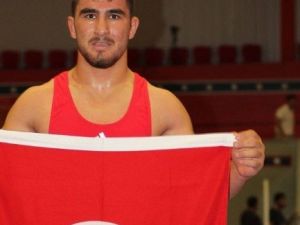 Çanakkaleli Feyzullah Aktürk, Avrupa Şampiyonu Oldu