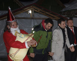 Noel Baba Rize'de Tulum Çalarsa