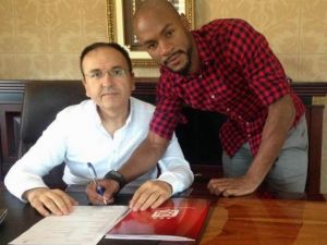Sivasspor, Leandro Barrios’u Renklerine Bağladı