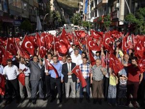 Gümüşhane’de Sağlık Ve Sosyal Hizmet Çalışanlarından Darbe Tepkisi