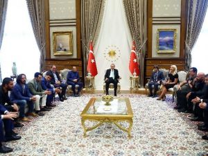 Spor Ve Sanat Camiasından Cumhurbaşkanı Erdoğan’a Ziyaret