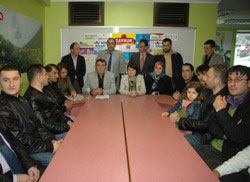 Çay Eksperlerinin Ümitli Bekleyişi Devam Ediyor