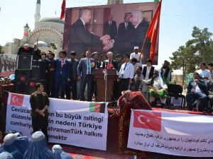 Afganistan Türkmenlerinden Türkiye’ye Destek Yürüyüşü