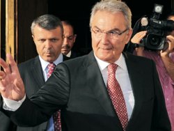 CHP'de Baykal ve Sav harekete geçti