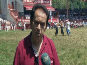 Kırkpınar Ağası Şahin’in 22 Yıllık Bayrak Geleneği Devam Ediyor
