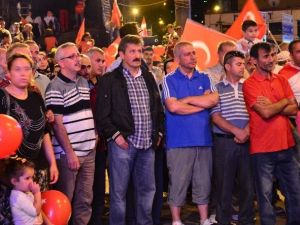 Zonguldaklı Vatandaşlar Demokrasi Nöbetinde