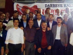 Gümrük Ve Ticaret Bakan Yardımcısı Çiftci, Erciş’te Demokrasi Nöbetine Katıldı