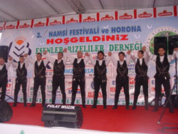 Esenler Hamsi ve Horona Doydu!