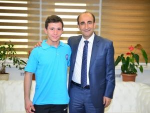 Yıldırımlı Madalya Avcısından Türkiye Şampiyonluğu