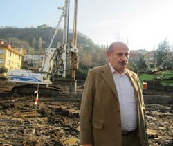 Artık Rize'nin de Kazık Çakma Makinası Var