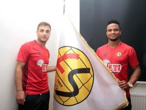Eskişehirspor, Ofoedu Ve Bilal Aziz İle İmzaladı