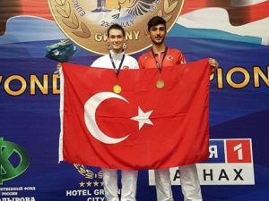 İzmirli Tekvandocu Simge Erensayın, Avrupa Şampiyonu Oldu