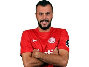 Antalyaspor’da Lokman Gör’ün Sözleşmesi Karşılıklı Olarak Feshetti