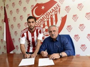 Milli Futbolcu Hakan Çalhanoğlu’nun Kardeşi Gümüşhanespor’a Transfer Oldu